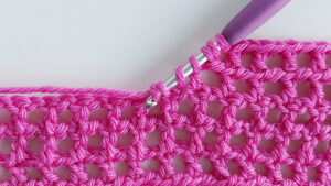 how to crochet 2 rows of mesh at the same time